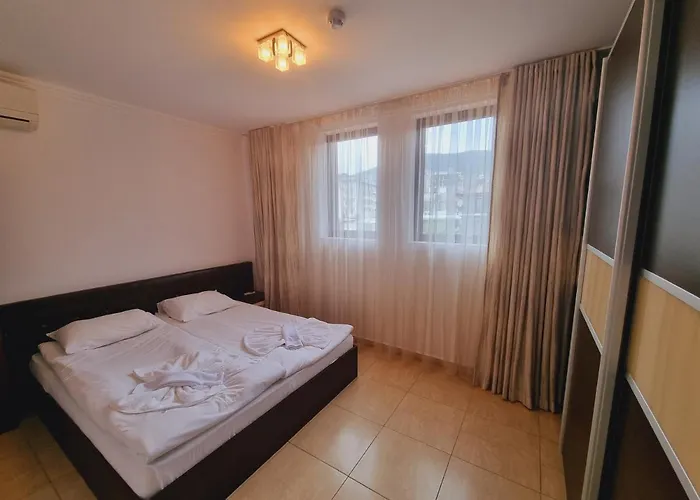 Ξενοδοχείο με διαμερίσματα Bademite Apart Complex Sveti Vlas